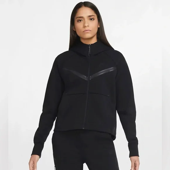 Nike tech women's hoodie discount